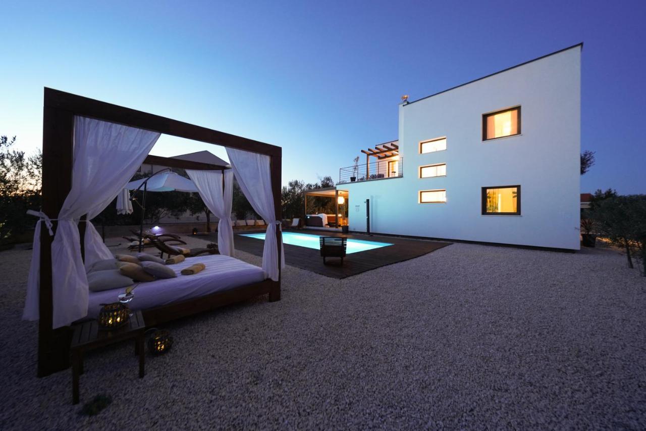 Villa Suncica With Heated Pool, Jacuzzi And Bikes Near Zadar Sukošan Екстериор снимка