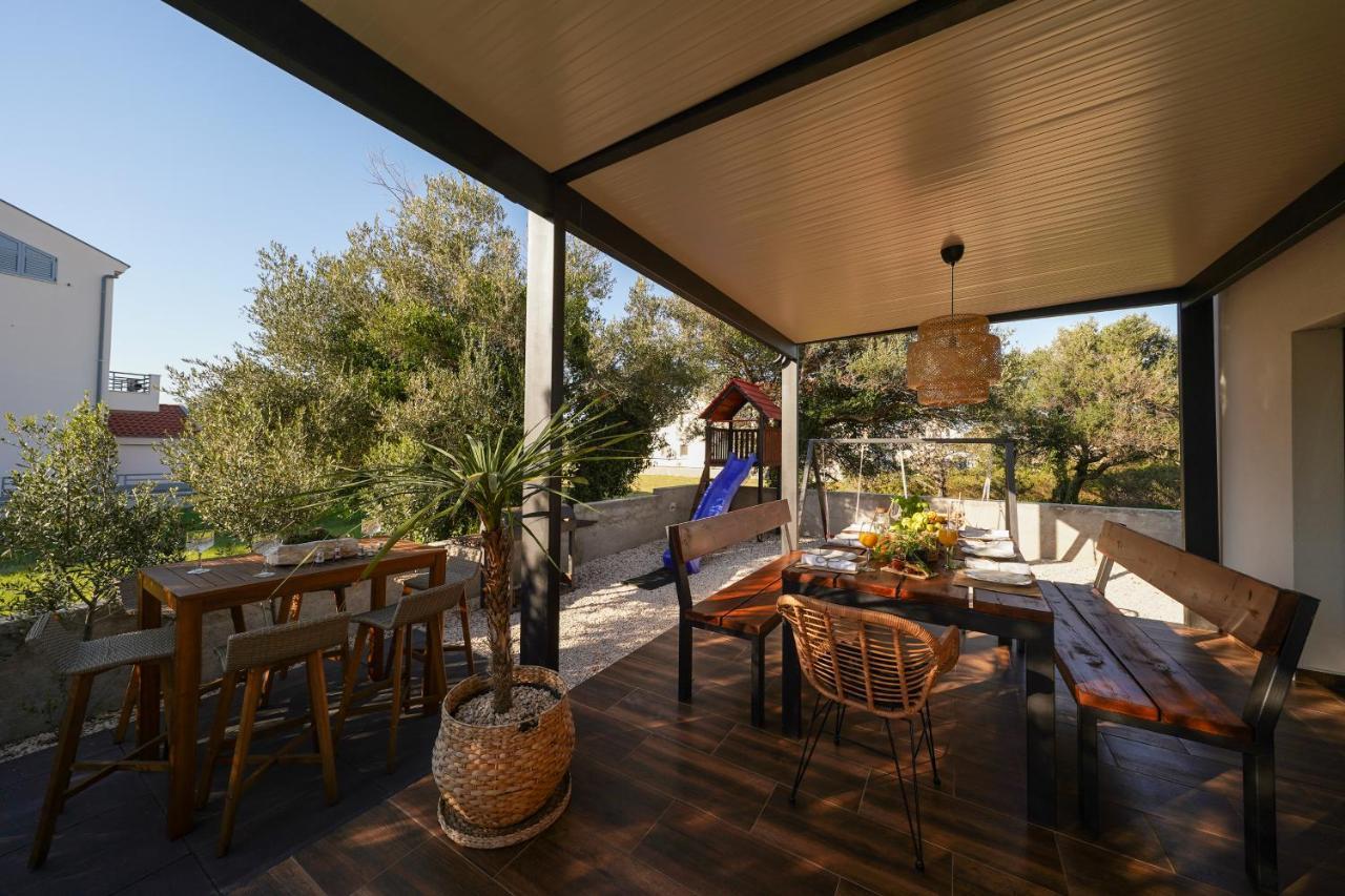 Villa Suncica With Heated Pool, Jacuzzi And Bikes Near Zadar Sukošan Екстериор снимка