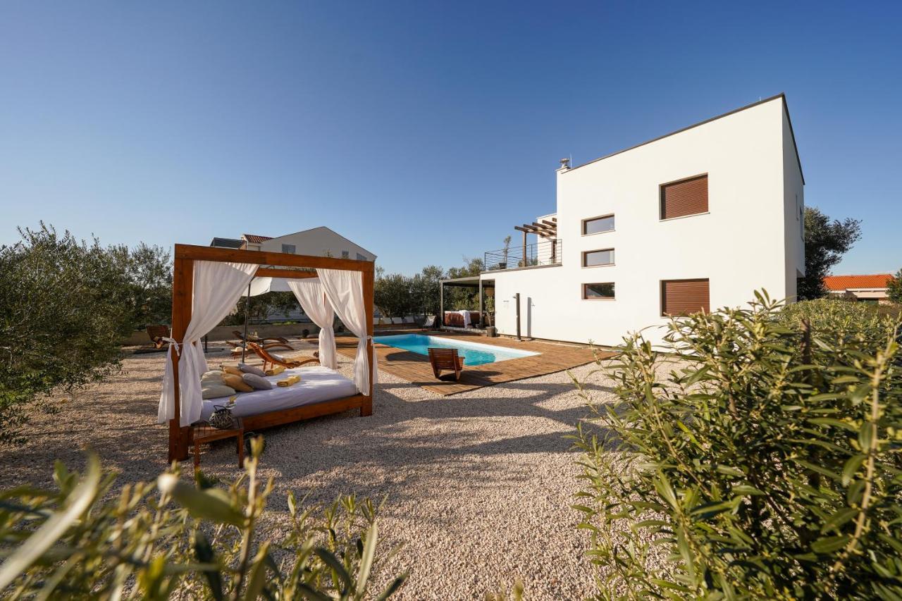 Villa Suncica With Heated Pool, Jacuzzi And Bikes Near Zadar Sukošan Екстериор снимка