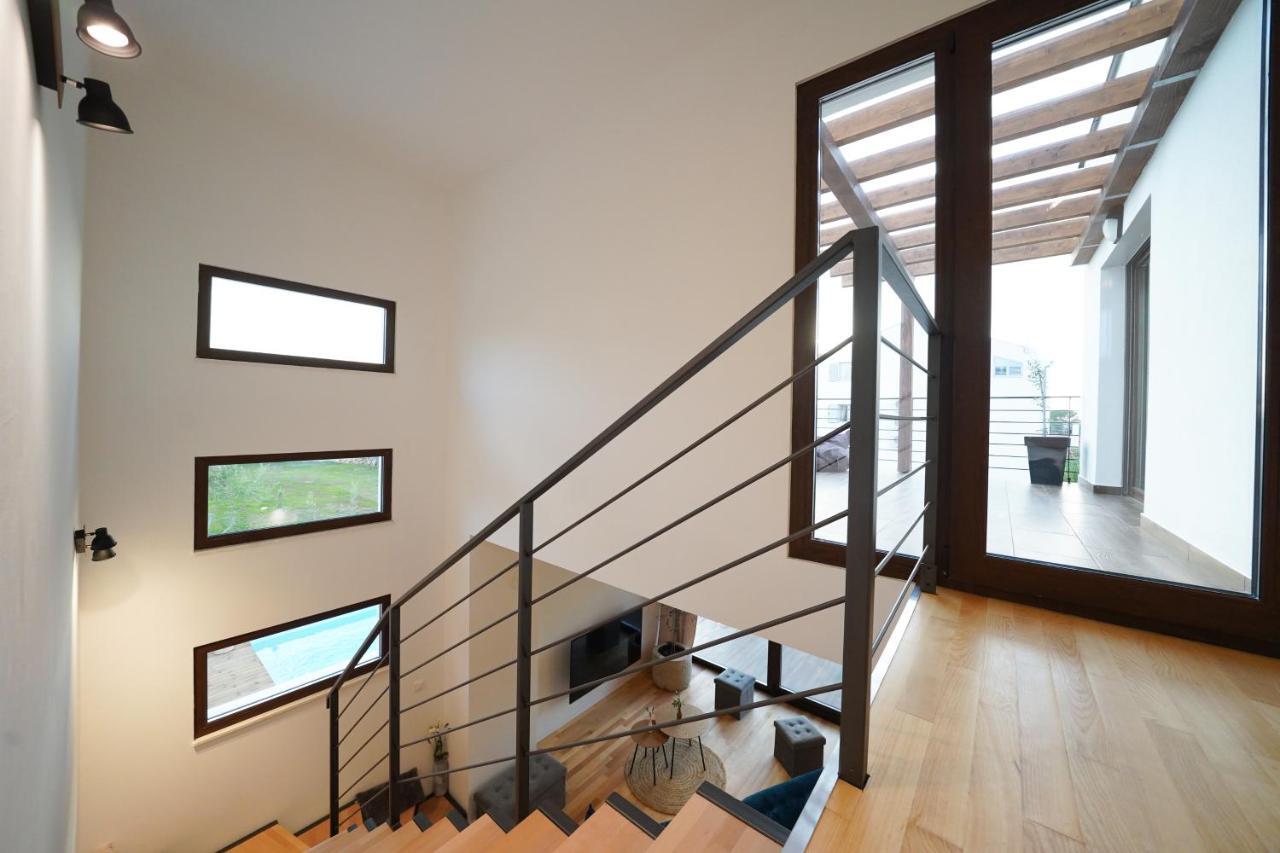 Villa Suncica With Heated Pool, Jacuzzi And Bikes Near Zadar Sukošan Екстериор снимка